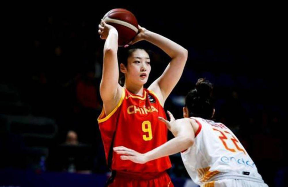 美女很黄免费网站