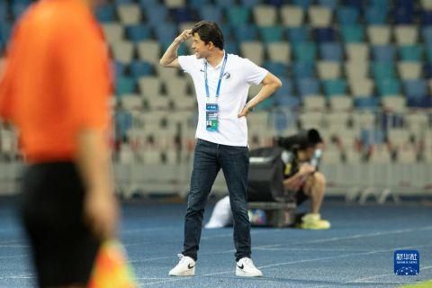 在线播放人成午夜免费视频