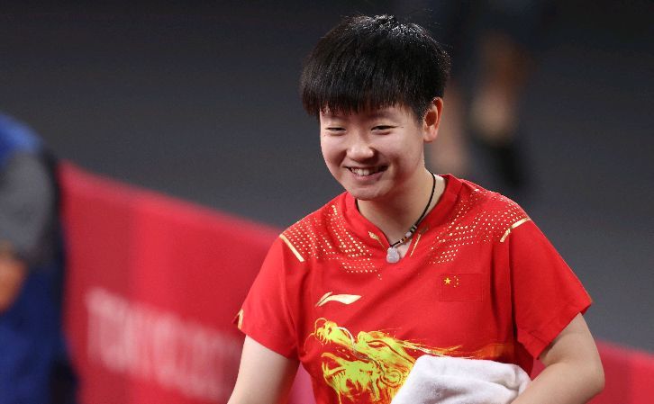 美女不穿衣服网站